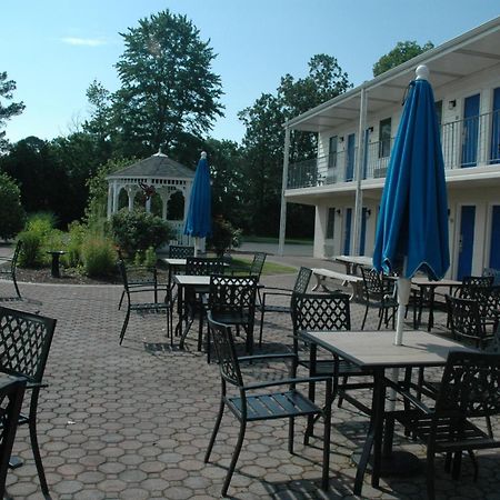 St. Michaels Inn Bagian luar foto