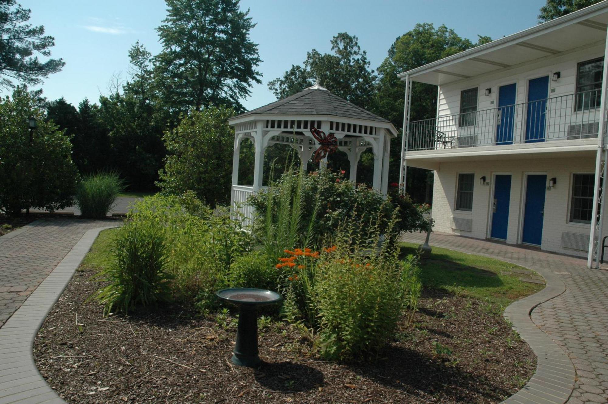 St. Michaels Inn Bagian luar foto