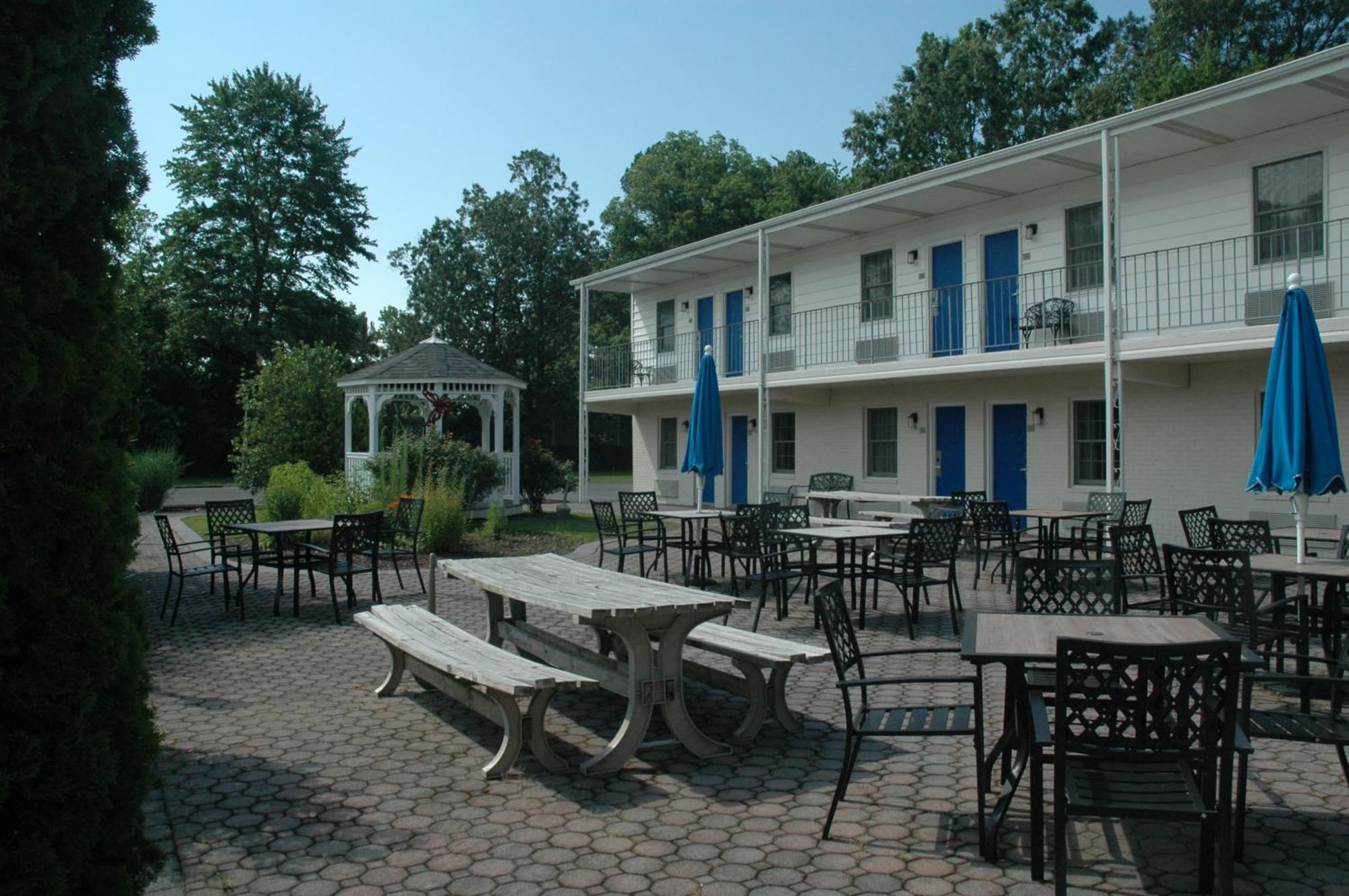 St. Michaels Inn Bagian luar foto