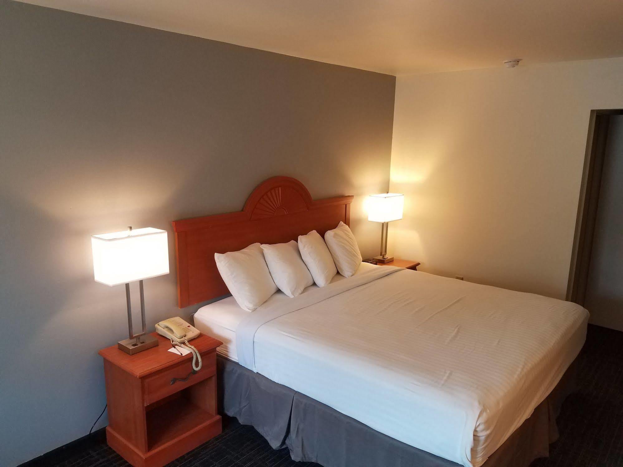 St. Michaels Inn Bagian luar foto